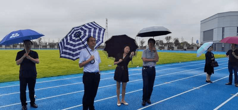 余姚市教育局王胜战局长,孙青苗副局长一行3人到中意宁波生态园实验