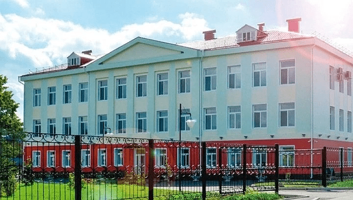 俄罗斯一学校进行劫持演习学生竟被吓到突发心脏病