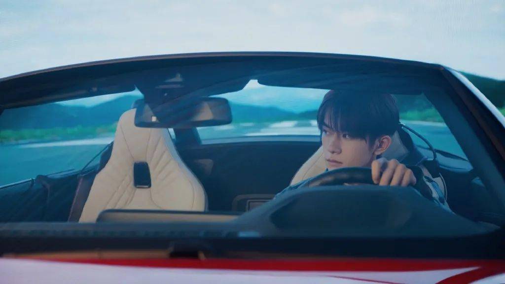 千玺开豪车现身