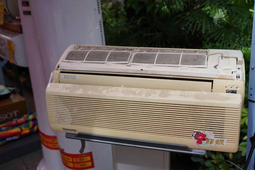 格力"以旧换新"活动,今天到你家小区敲门啦!