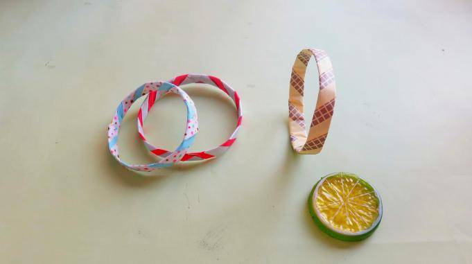 一张纸自制漂亮手环,步骤简单很好折,轻松学会送闺蜜