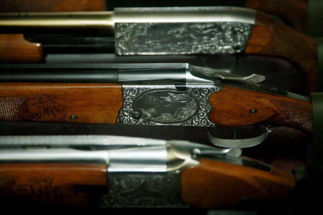 当年我刚进入长安机器厂时,正是"虎头牌"猎枪最火的时候,中国运动员