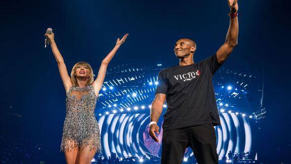 颜面无存!科比被女儿吐槽:霉霉演唱会嘉宾为啥是你,能换人吗