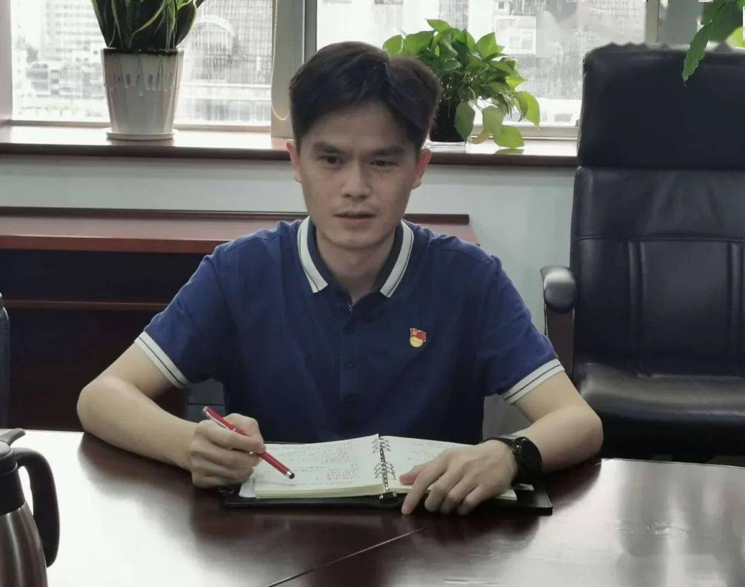 省委网信办举办学典型创模范共筑中国梦青年干部座谈会暨学习强国线上