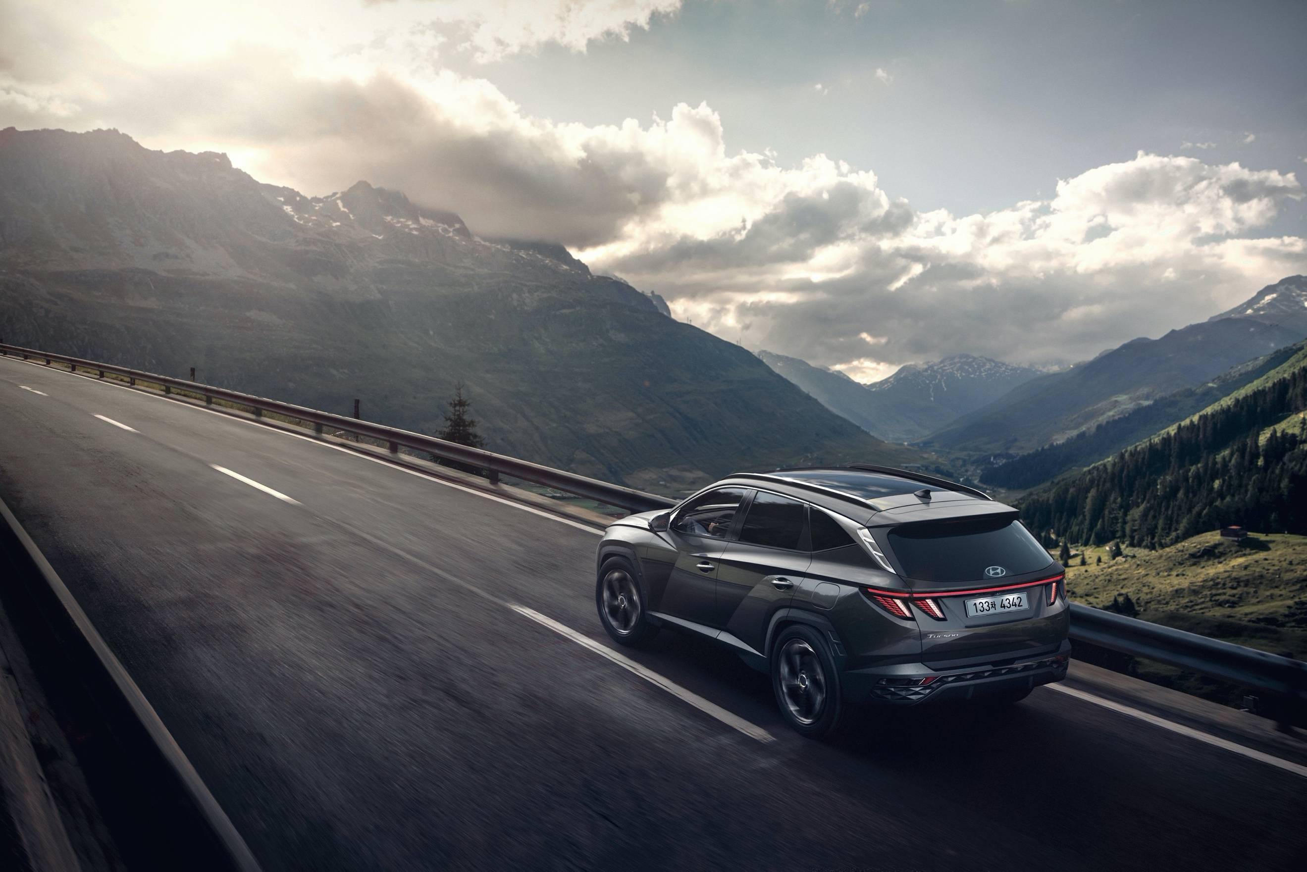 【看你超车】第5代途胜全球首秀,用"技术现代"撕去性价比标签