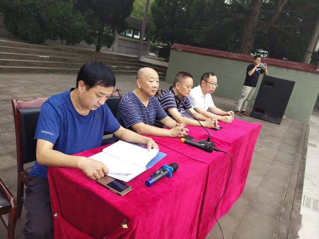 伏虎中学举行素质教育培训汇演,好多学生获奖