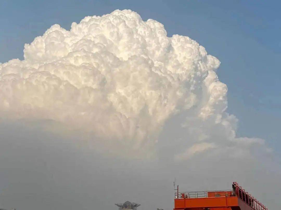 9月的邯郸格外美丽瞧这团棉花糖云朋友圈刷屏了
