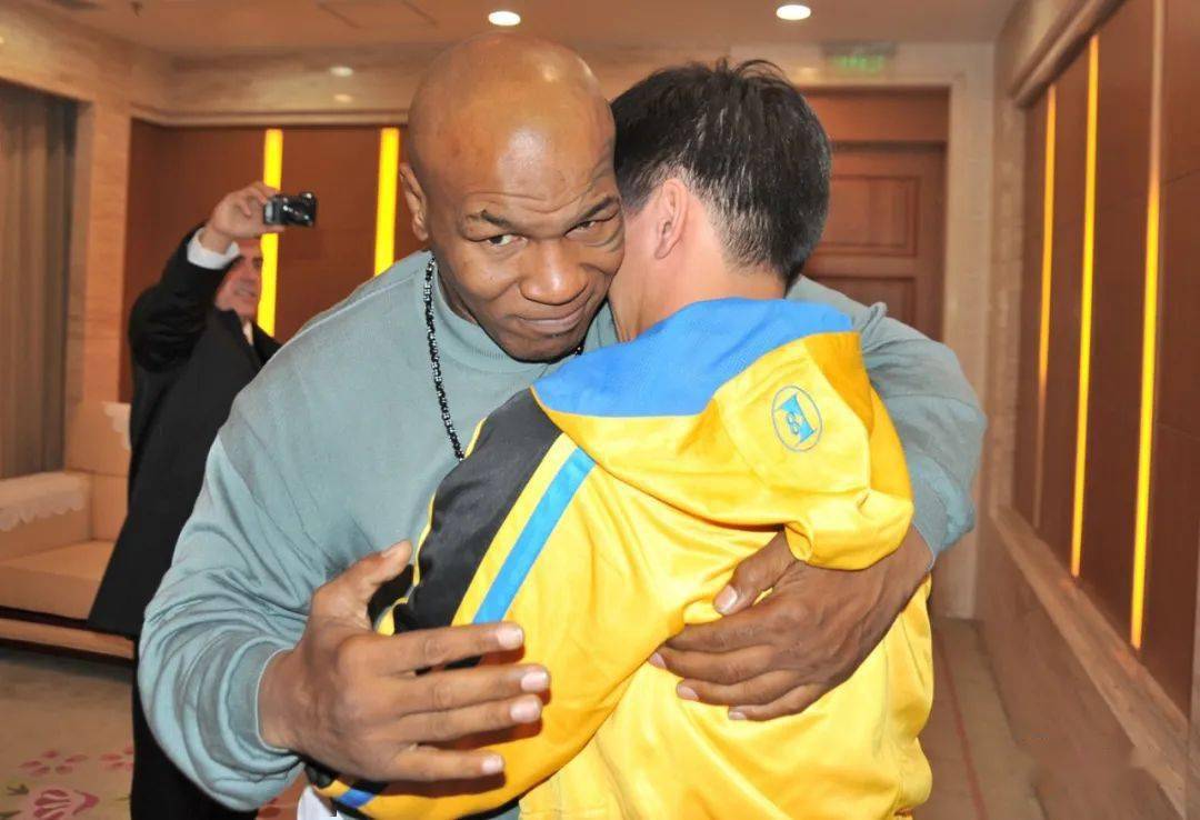 一次跨越十三个年头的采访_汪强和