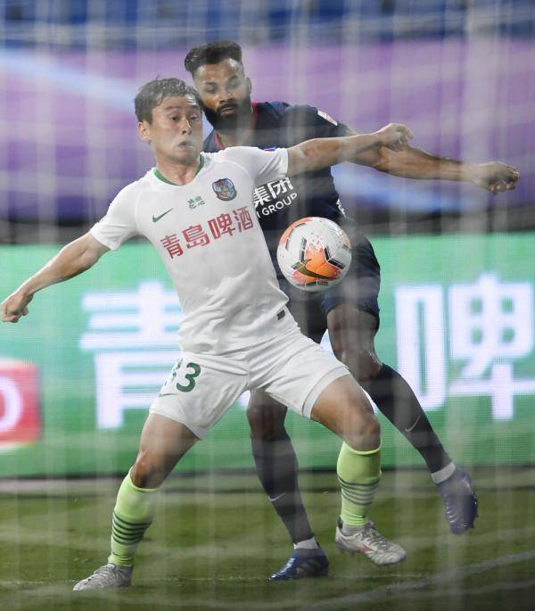 足球丨中超重庆当代胜青岛黄海青港