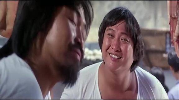 电影屠夫羞辱猪肉荣叫声爸爸给两头猪当场把屠夫叫穷