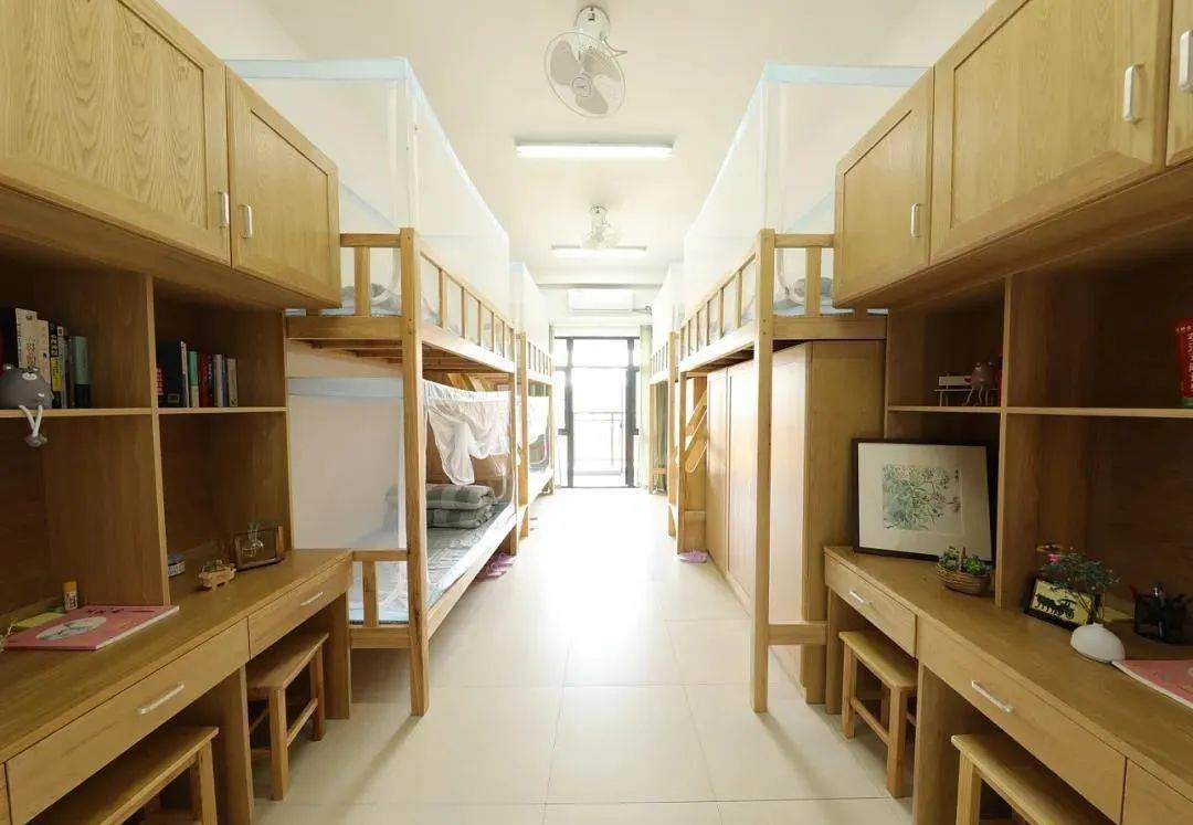 杭州外国语学校宿舍图片