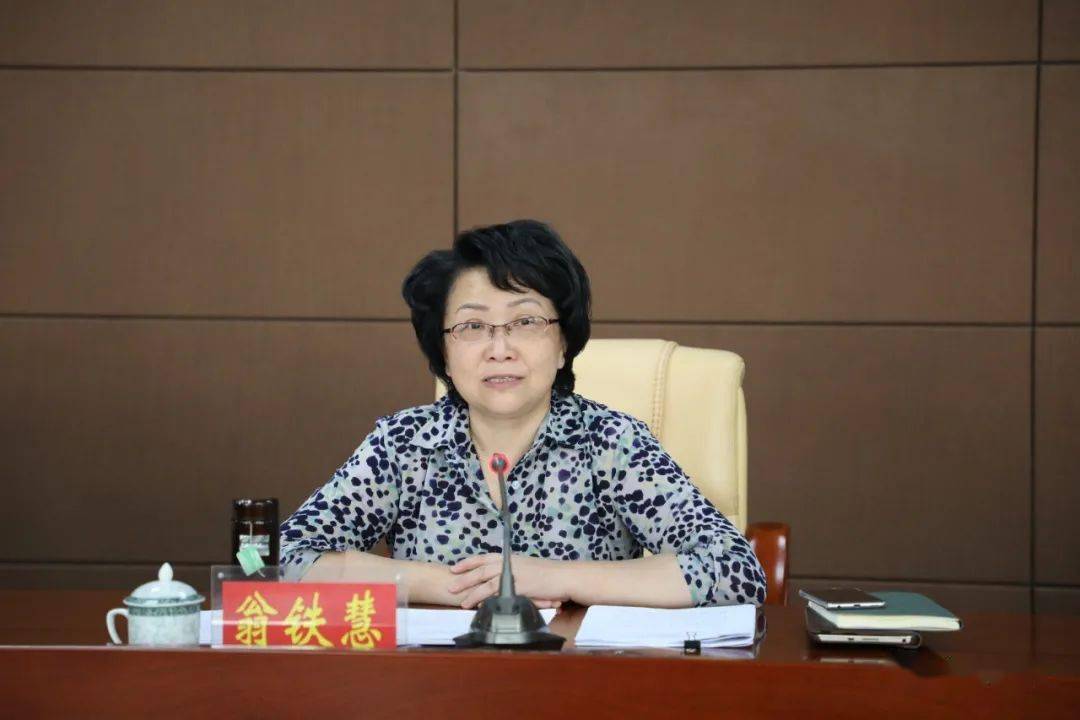 教育部副部长翁铁慧到大化调研教育脱贫攻坚工作