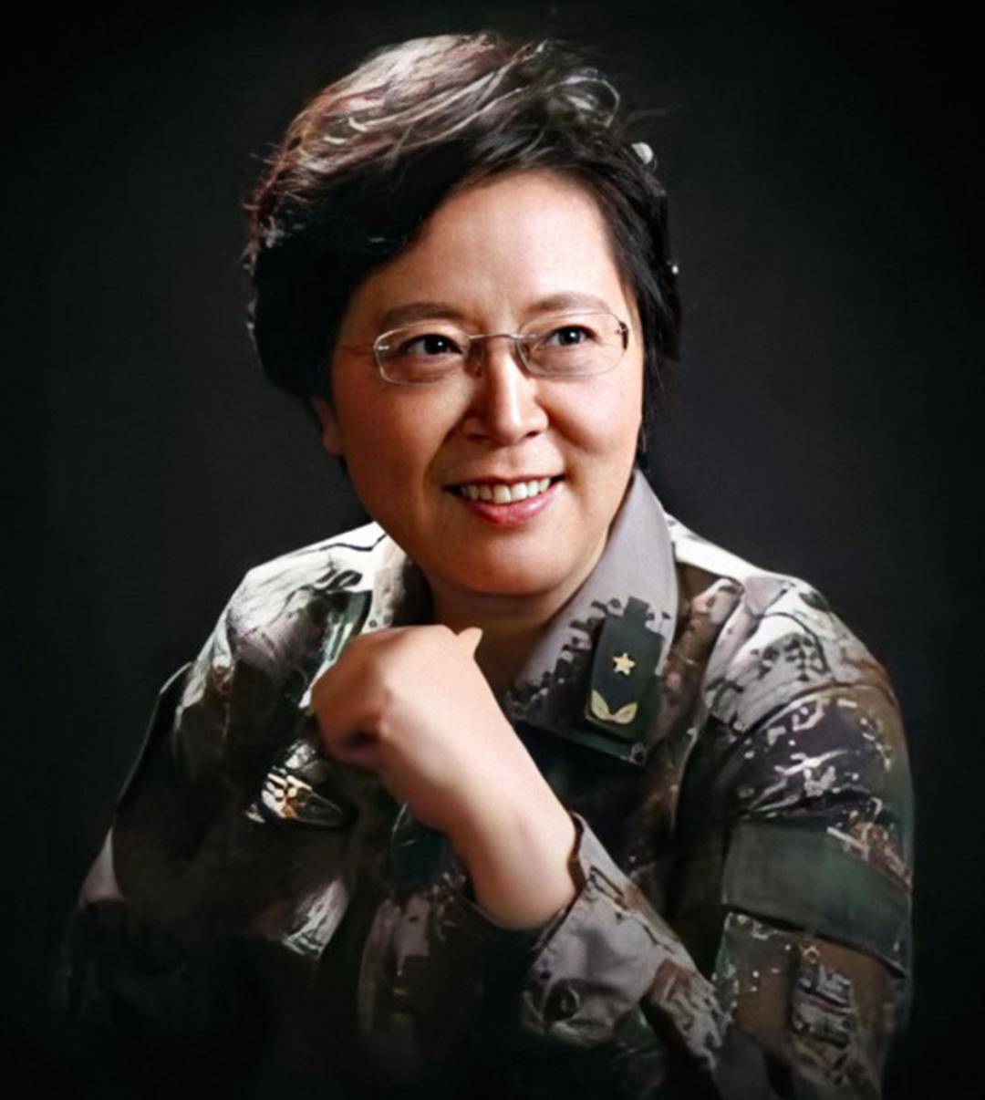 陈薇哭了,头发白了_实验