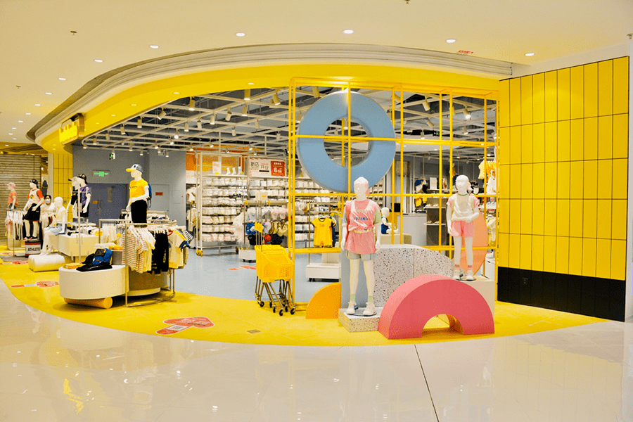 巴拉巴拉以第七代形象店 开启品牌焕新进击之路_门店