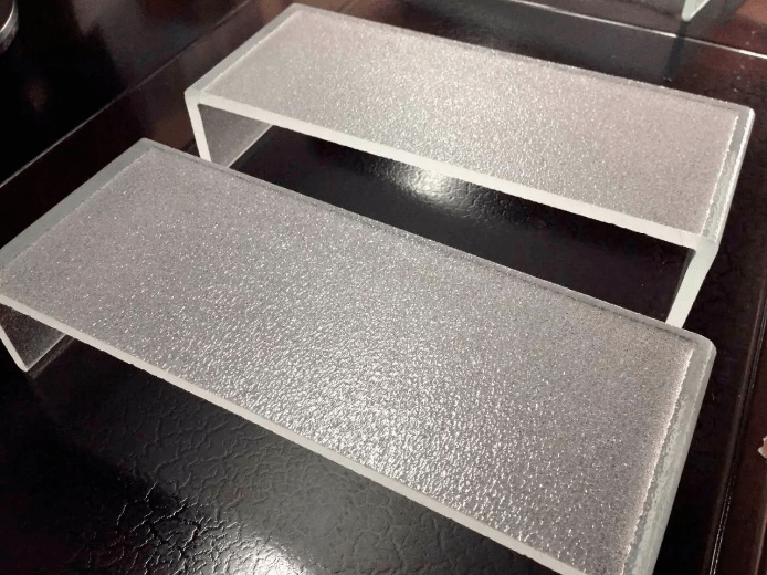 什么是u型玻璃,光电玻璃,吸热玻璃.