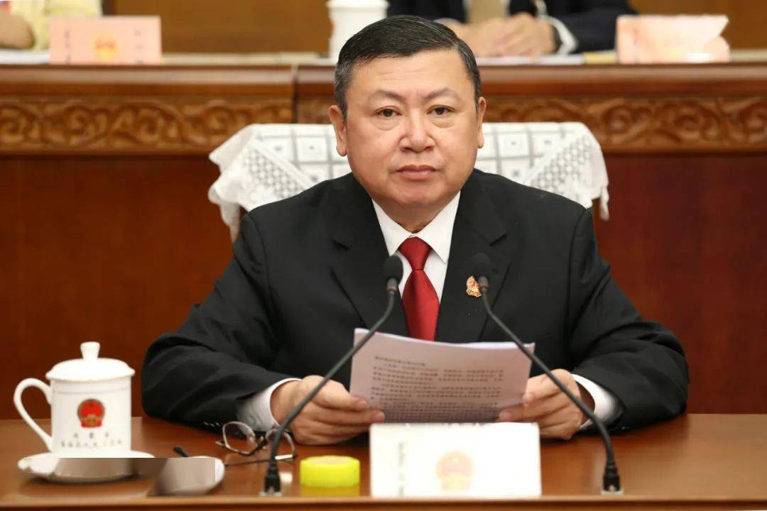 会议还听取了杨宗仁作的关于全区法院环境资源审判工作情况的报告.