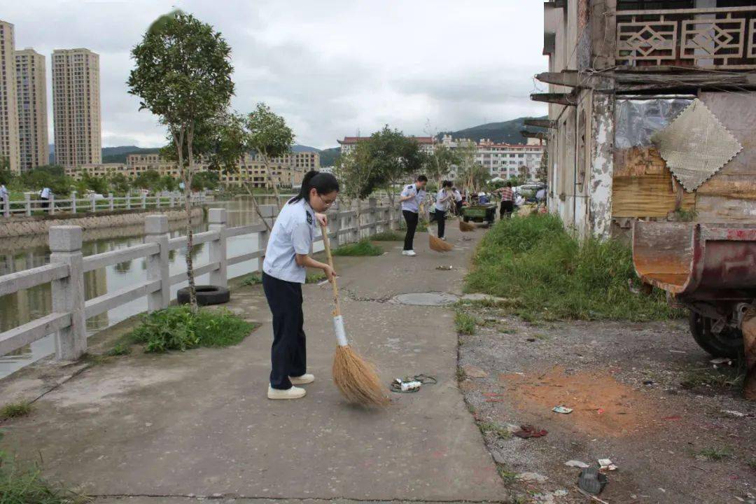 柳市全域美最美的是你挥洒汗水的身影