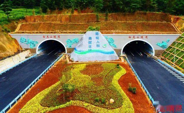 好消息丨召泸高速公路昨日正式通车