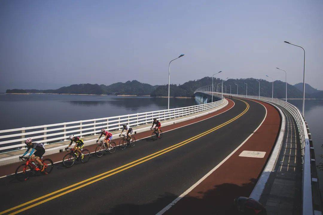 景美溪自行车道图片