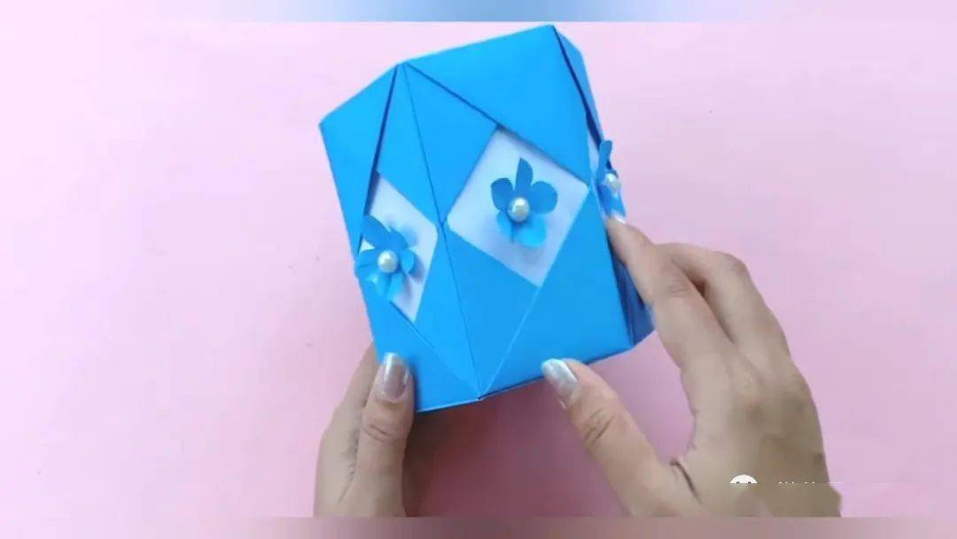 折纸的变废为宝的笔筒教程来了附视频教程