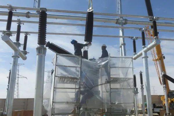 乌图美仁330千伏汇集站并网运行