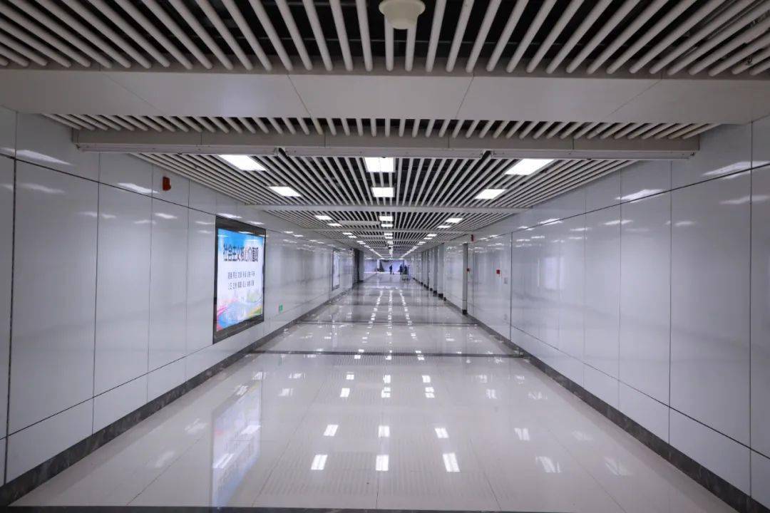 今天起又有两条重要地下通道对公众开放