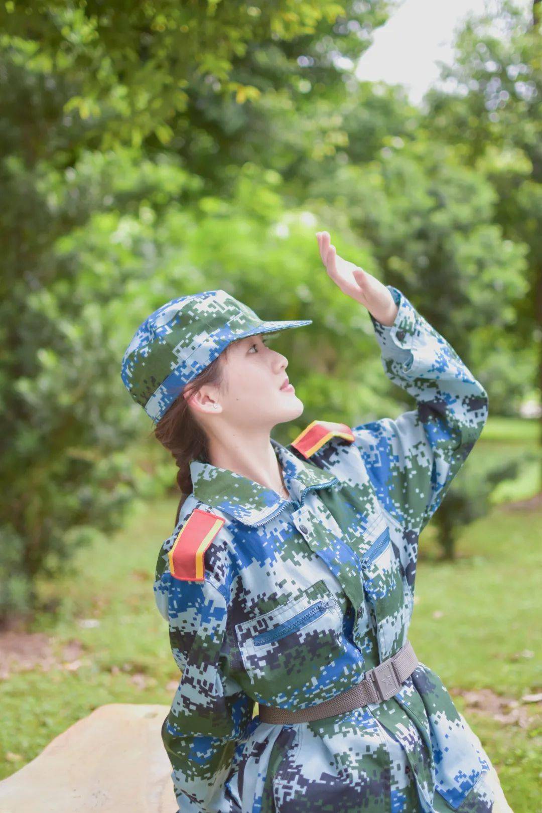 中大新华最美军训照第二弹军训虽苦但你很甜