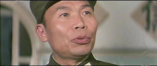 影片中李宗仁的扮演者邵宏来,完美诠释了这一位"儒将",性格平和沉稳