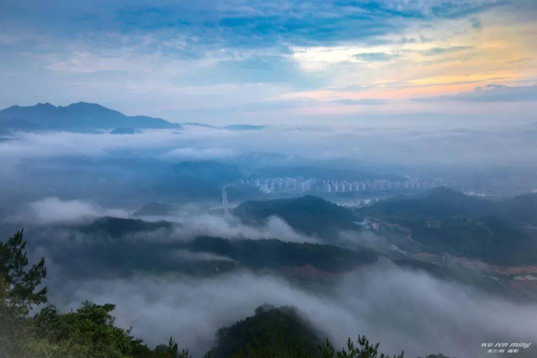 云海—登南平顺昌合掌岩观云海