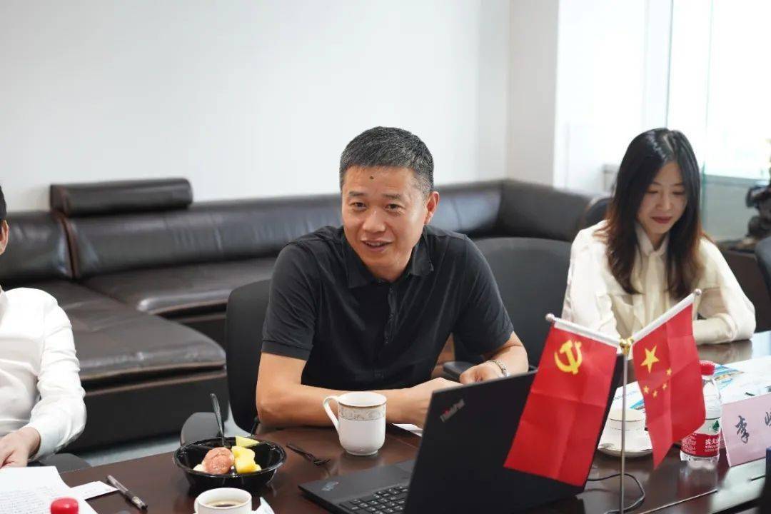 【商会】 葫芦岛市副市长黄晓霞到访上海市辽宁商会并再次签约