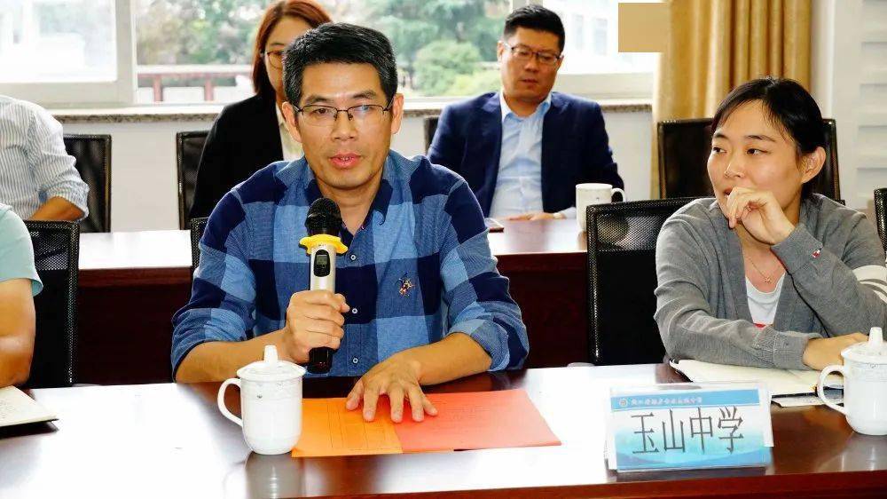 同呼吸共命运同摸索共发展记九校联盟会议在我校召开