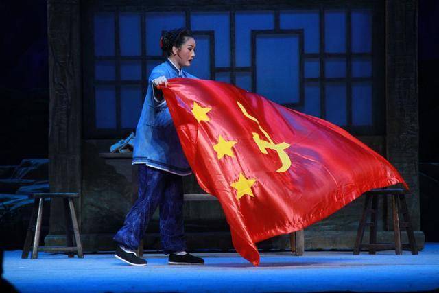 讲述河东红色故事讴歌河东革命先辈大型蒲剧现代戏党旗飘飘华彩亮相