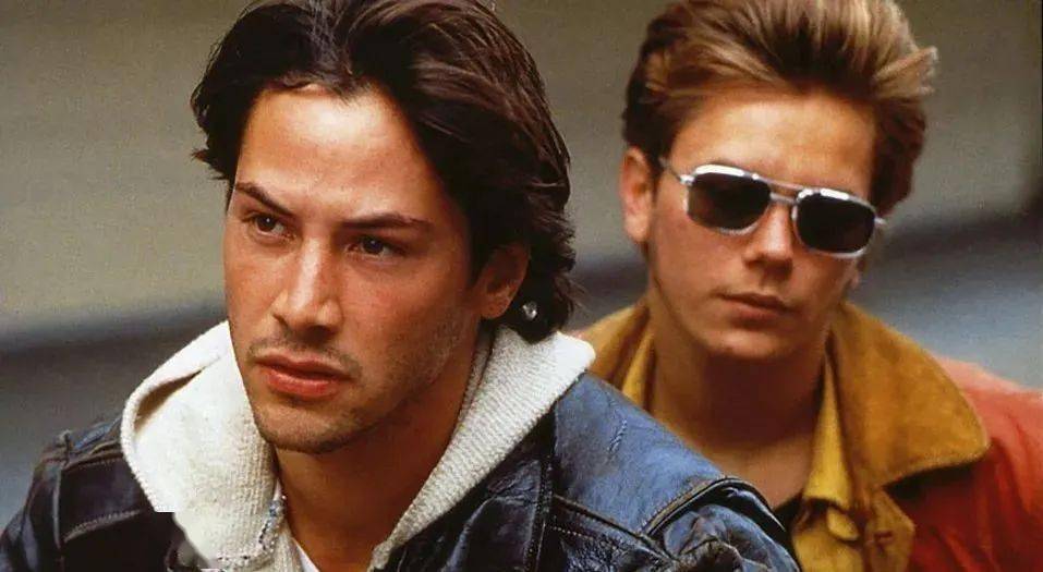 年仅18岁时,瑞凡就提名了奥斯卡最佳男配角;瑞凡和德普这句话你仔细