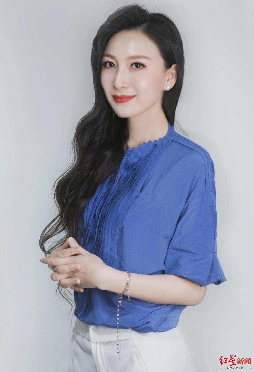 红星对话第三届金熊猫获奖者想成为成都人与文字为伴和茶香成友