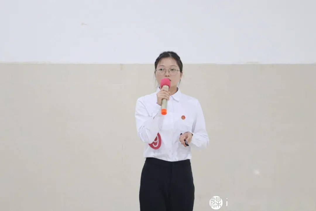 职来职往操纵职业的航班飞向规划的未来