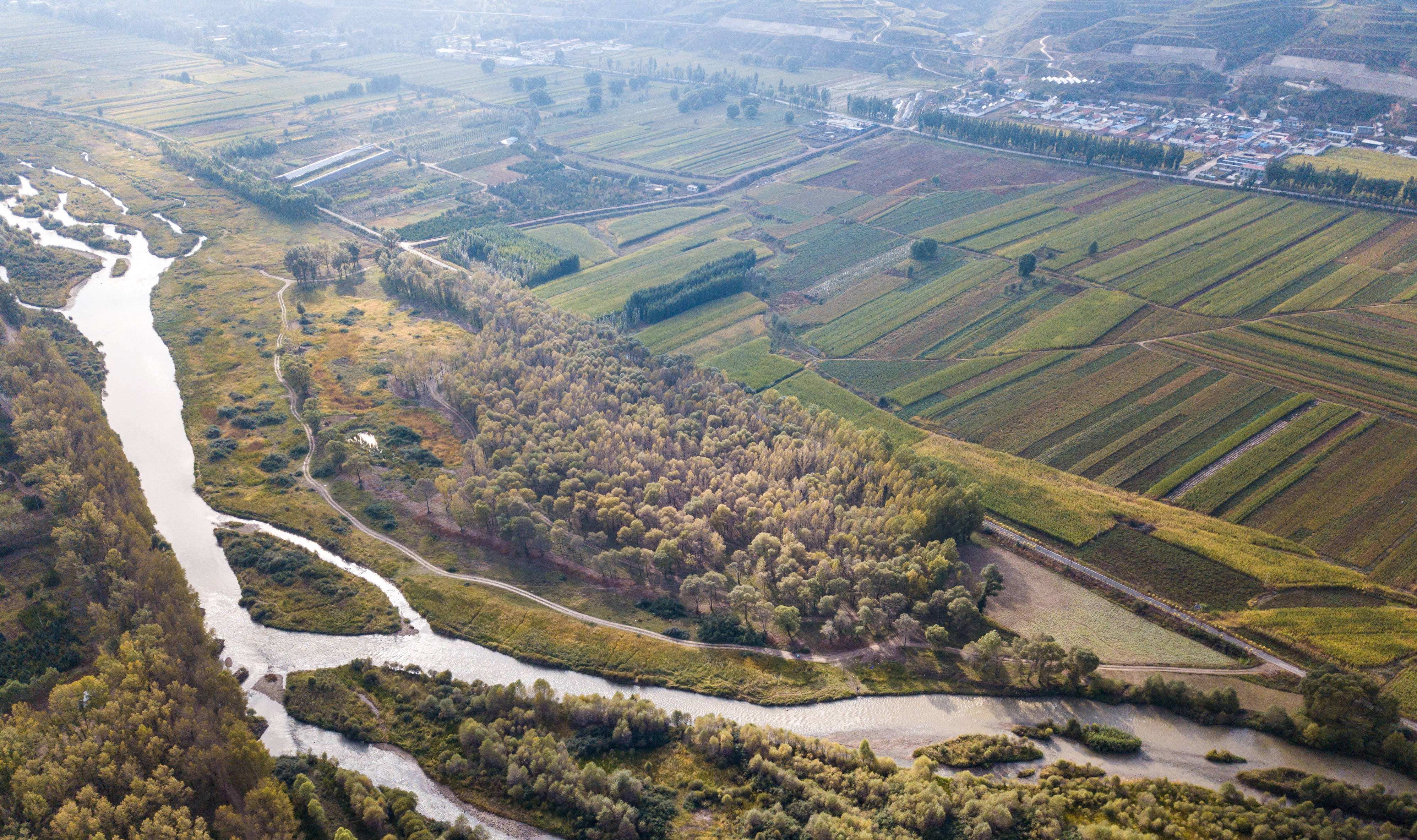 渭河平原汾河谷地图片