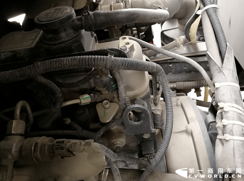 孙师傅这辆江淮轻卡搭载的是云内动力d30tcie1发动机"油耗的表现不是