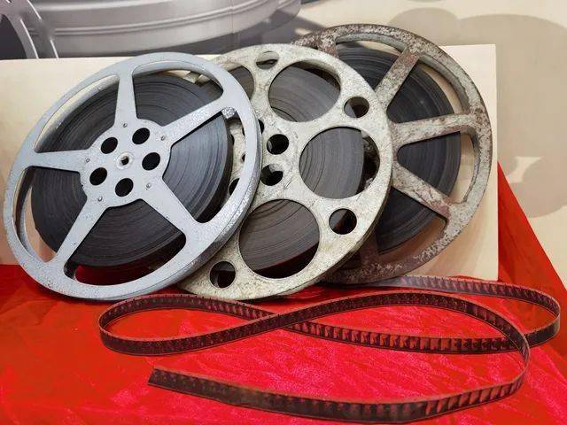 情怀怀旧系列展示之胶片电影放映机电影胶片