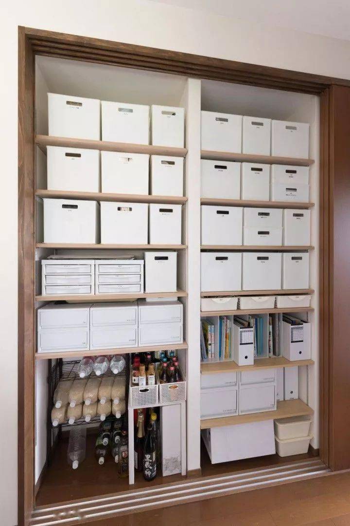 日本主妇是如何把一间小屋,打理得干干净净,井井有条的?_收纳