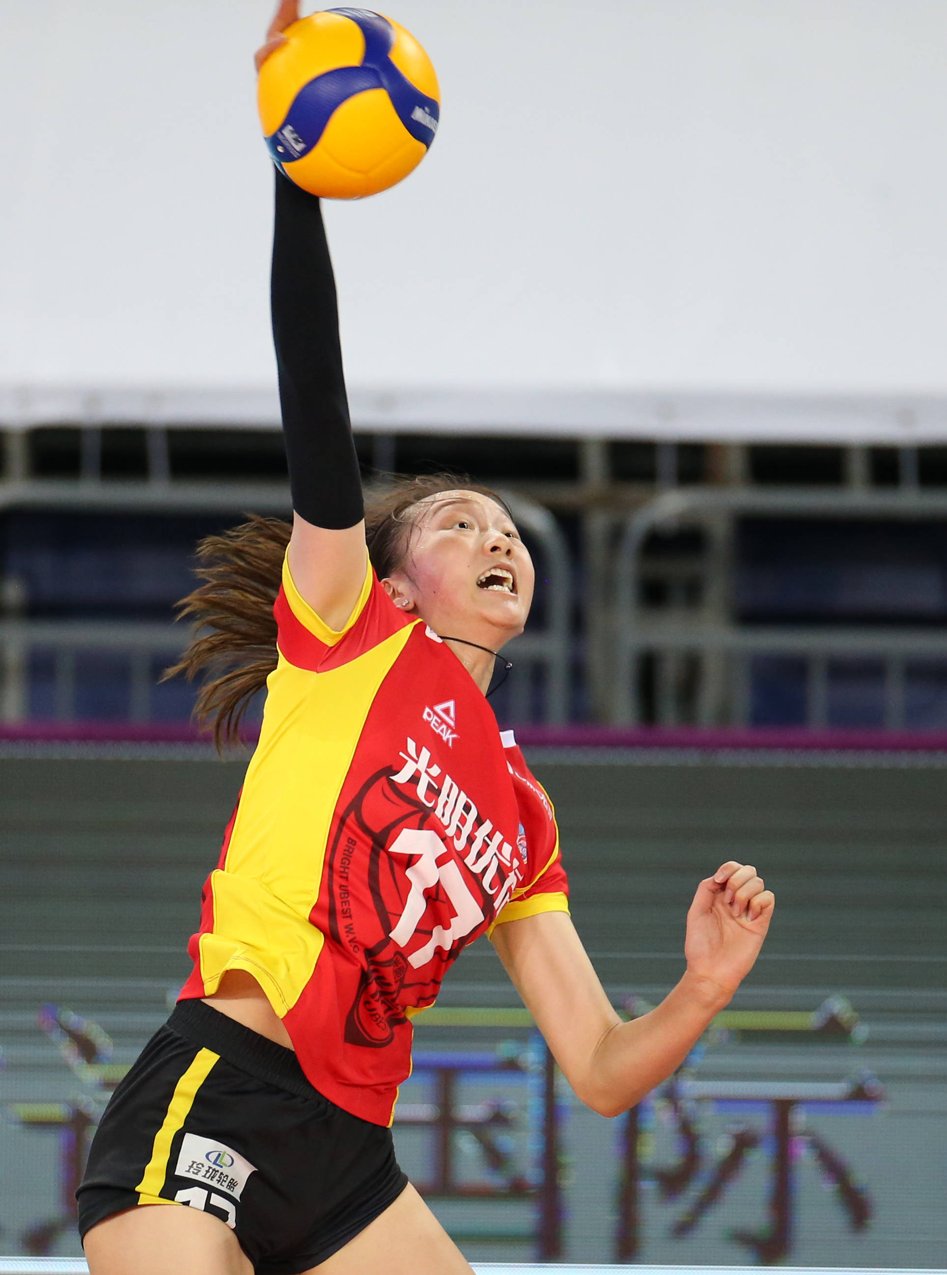 排球全国女排锦标赛第二阶段半决赛上海不敌山东