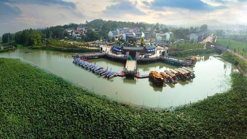 ("十·一"期间使用规则详询景区)72活动地址:楼山湾湖光田园度假区