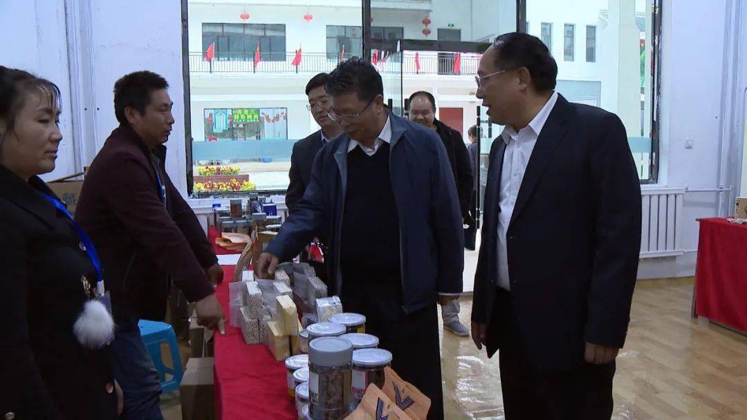 李旺泽在会宁调研指导"金秋会师·消费扶贫"活动开展情况_手机搜狐网