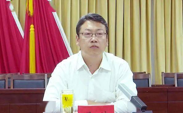 县委副书记石帅宣读了《景县县城环境综合整治工作实施方案》.