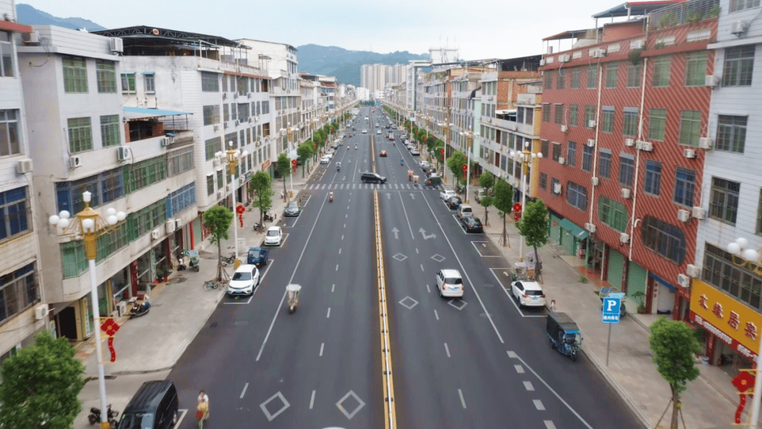 县城建设路县城长兴路县城人民路县城荆江路我们南靖这五年的发展变化