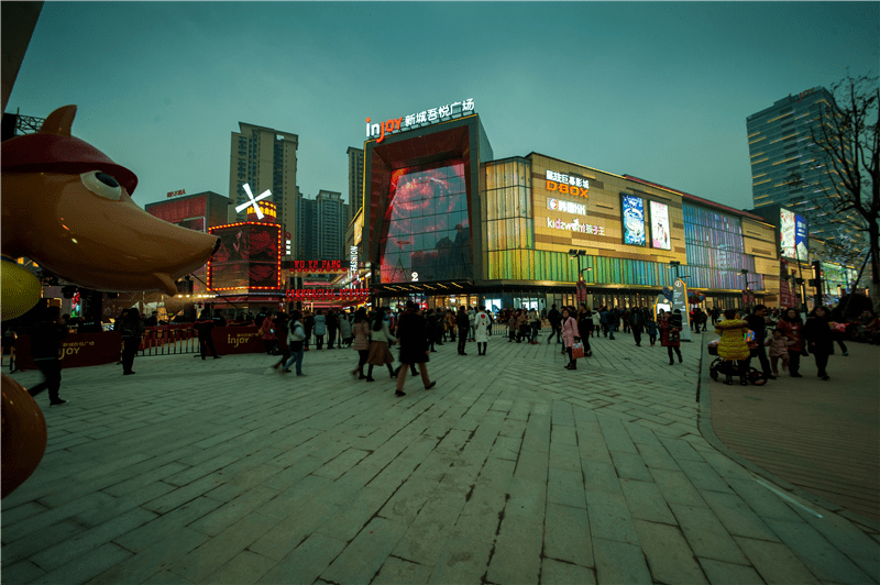 国庆中秋,成都市龙泉驿区七人普宣传片《十年》燃爆来袭!