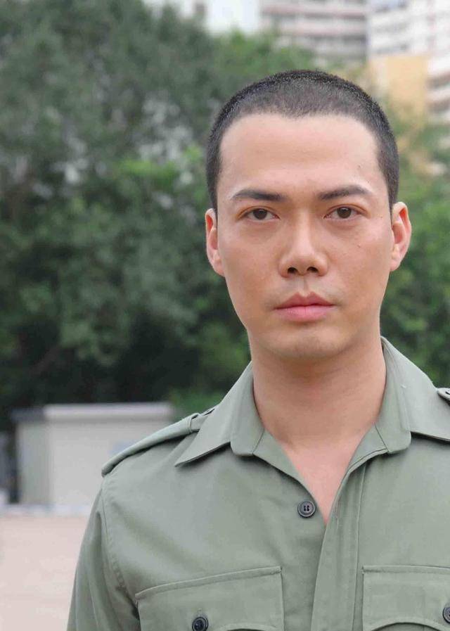 前tvb当家小生谢天华新剧饰演赛车手现努力做运动操练身型