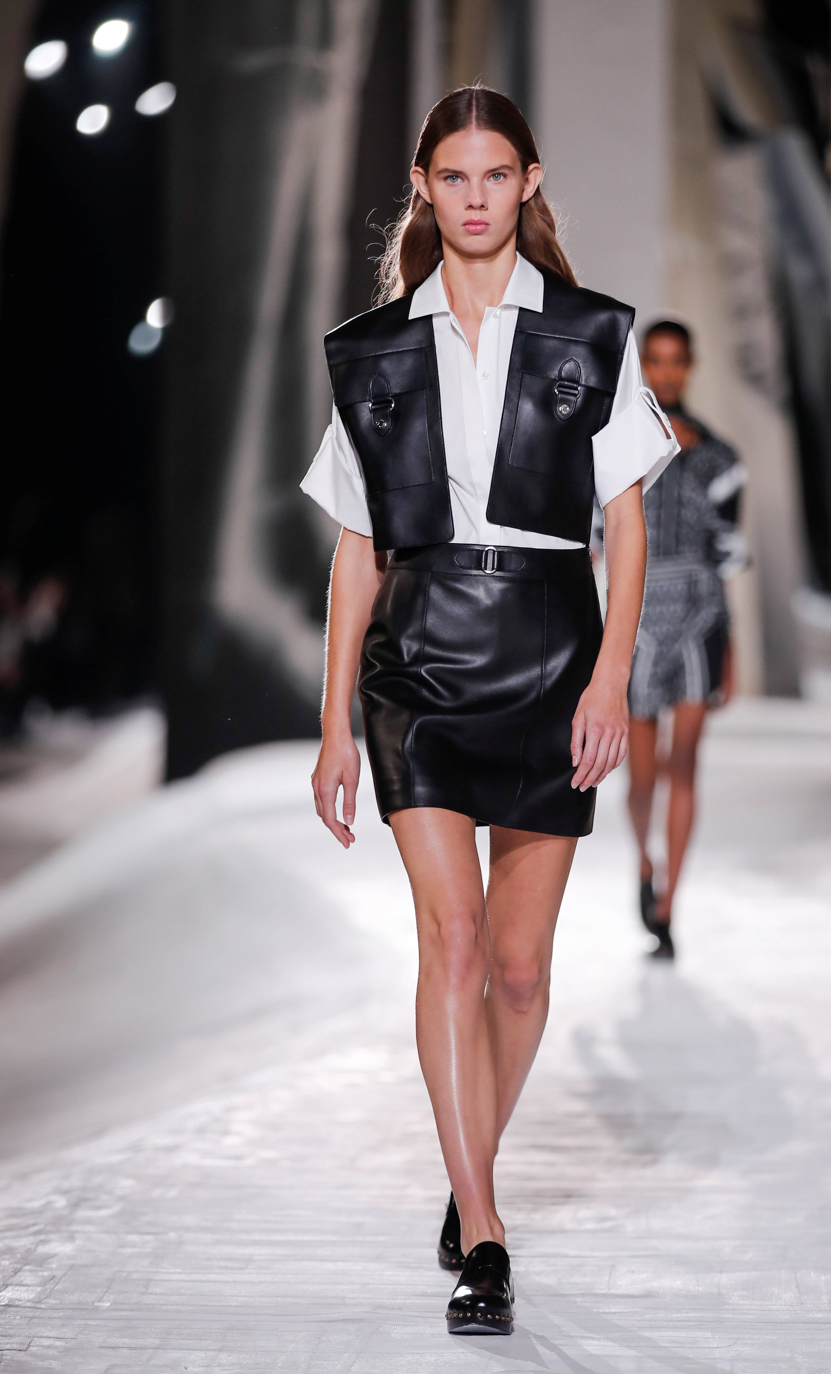 巴黎时装周爱马仕品牌时装秀