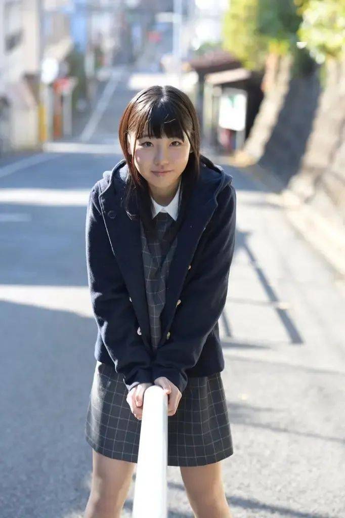 深田咏美整容前后对比