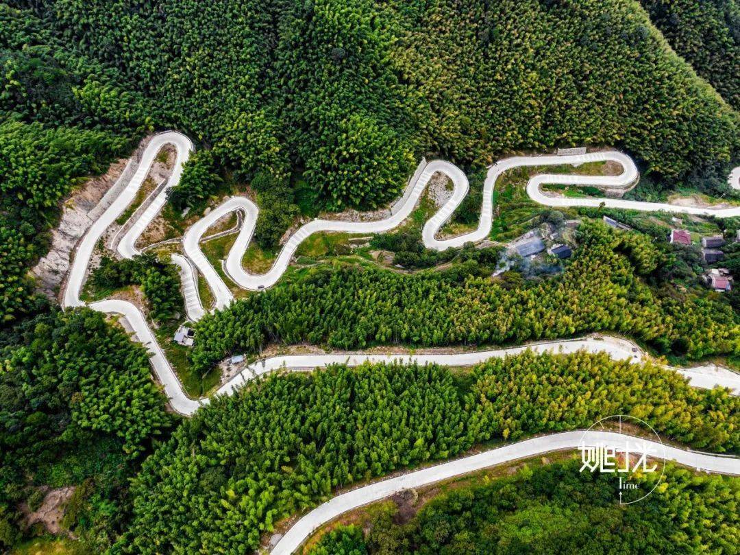 浒溪线旁一条少有人知的新路绝美风光不输浙东最美盘山公路