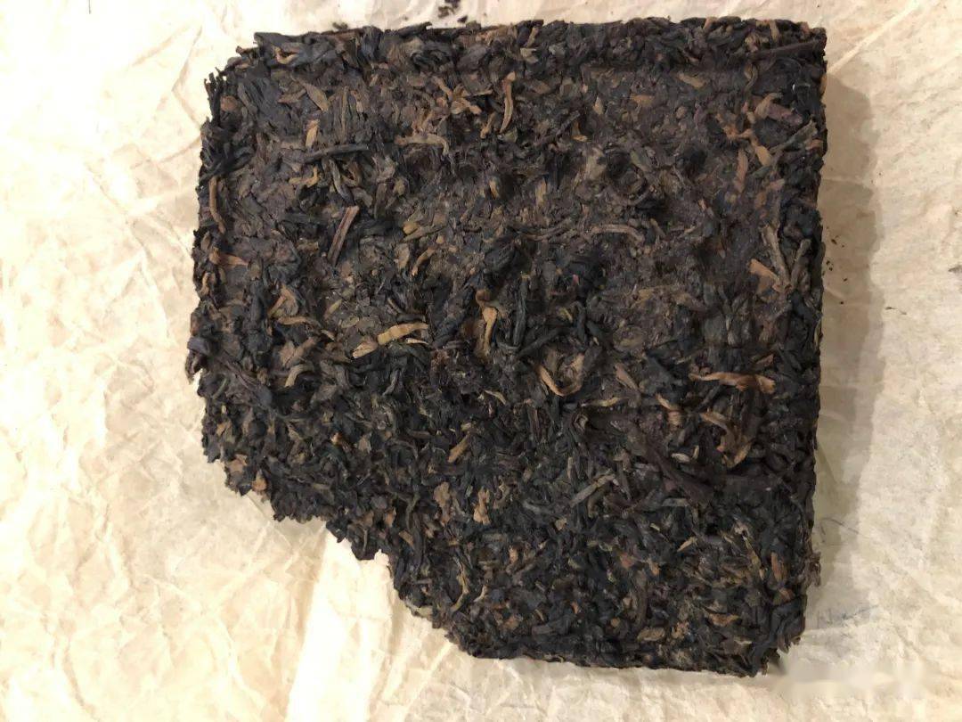 老茶谈95勐海小方砖